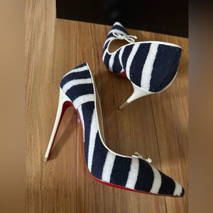 Sexy Christian Louboutin pumps - like new